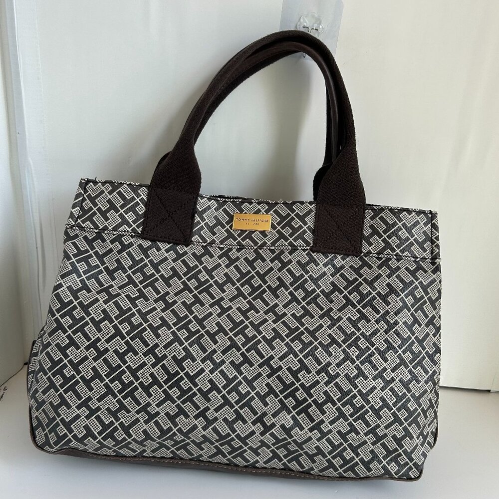 Vintage Tommy Hilfiger Satchel/Handbag in Brown classic Logo Print